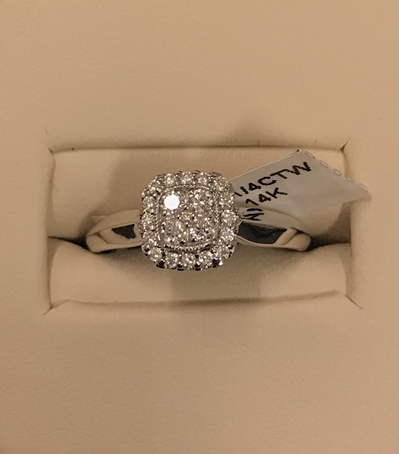 1/4CTW Diamond Engagement Ring 