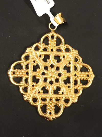 14k Ornamental Pendant 