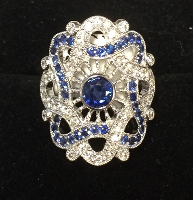 Diamond & Sapphire ring  